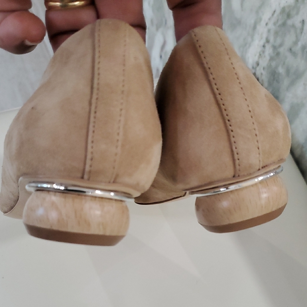 Zara Tan Flats Sleek Minimalist Design Sz 8 - Picture 5 of 14